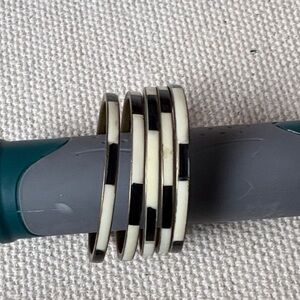 Set of 5 enameled bangles